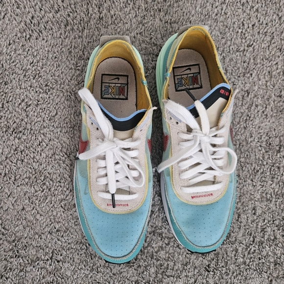 Nike Waffle One SE in Mint Foam / University Red Sneakers Size 9.5 Men - Picture 3 of 9